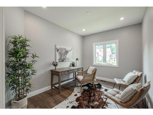 51 Brown Street W, Waterford, ON - Indoor