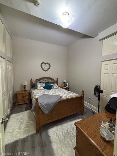 15 Buffalo Street, Brantford, ON 