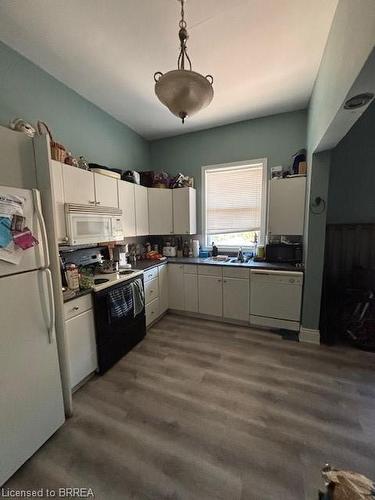 15 Buffalo Street, Brantford, ON 