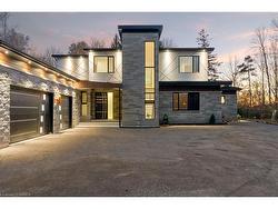 6 Campbell Farm Road  Brantford, ON N3T 5L6