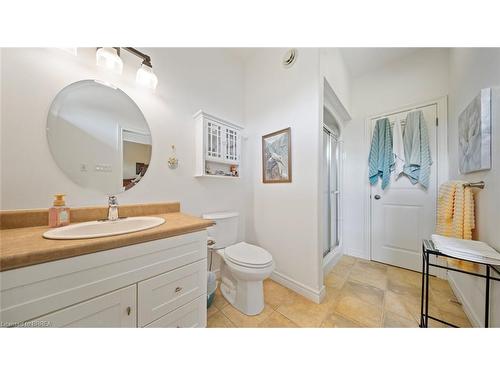 424 Lakeview Drive, Woodstock, ON - Indoor Photo Showing Bathroom