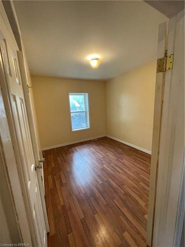 34 Young Street, Woodstock, ON 