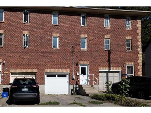 47 Walnut Street  Brantford, ON N3T 1H1