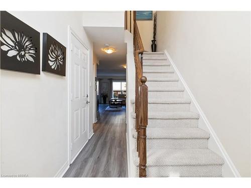 92-20 Mcconkey Crescent, Brantford, ON - Indoor Photo Showing Other Room