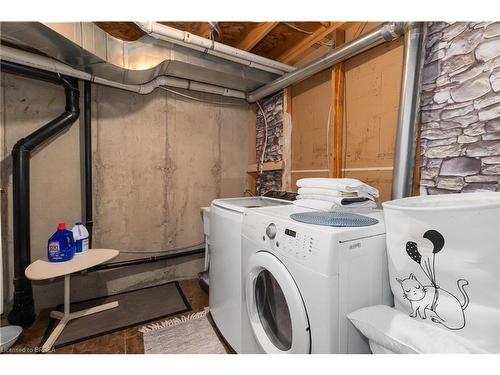 92-20 Mcconkey Crescent, Brantford, ON - Indoor Photo Showing Laundry Room