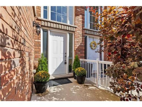 92-20 Mcconkey Crescent, Brantford, ON - Outdoor