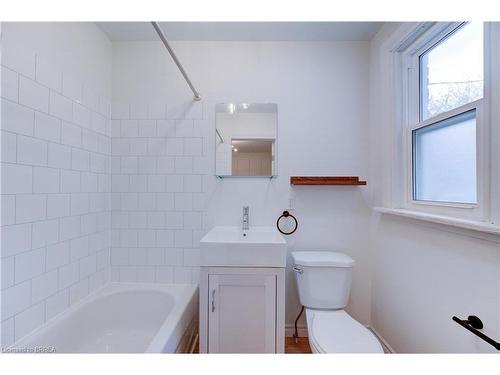 174-176 Darling Street, Brantford, ON 