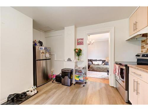 174-176 Darling Street, Brantford, ON 