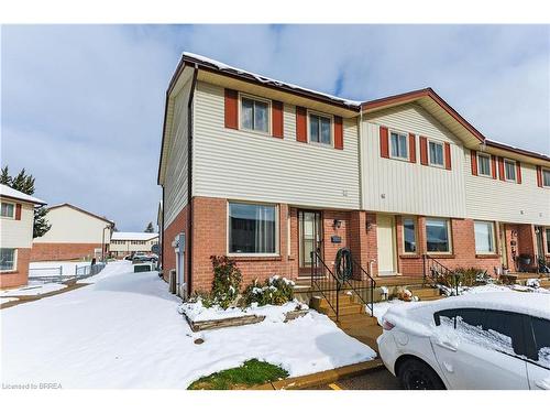 31-1115 Nellis Street, Woodstock, ON - Outdoor