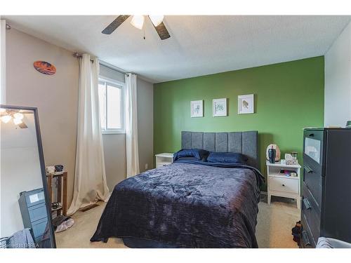 31-1115 Nellis Street, Woodstock, ON - Indoor Photo Showing Bedroom