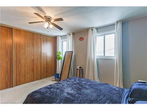 31-1115 Nellis Street, Woodstock, ON - Indoor Photo Showing Bedroom