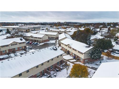 31-1115 Nellis Street, Woodstock, ON - Outdoor With View