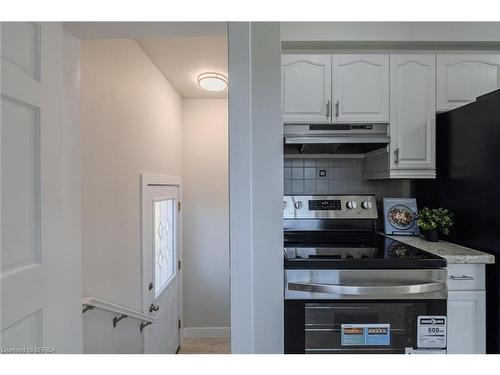 106 Wood Street, Brantford, ON - Indoor