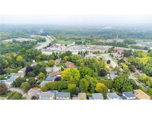 8 Sandy Row, Brantford, ON - Outdoor With View