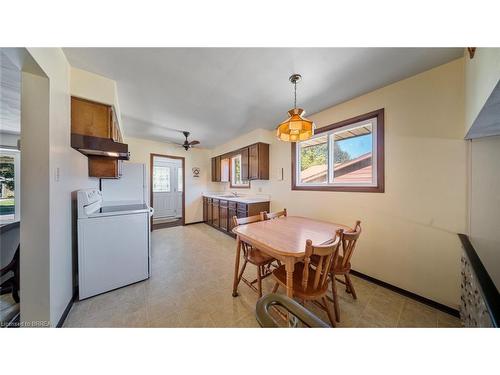 15 Acorn Lane, Brantford, ON - Indoor