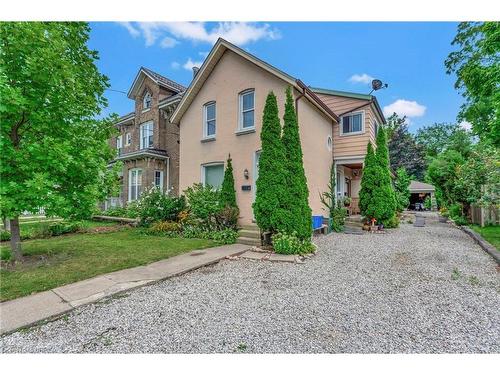 39 Port Street  Brantford, ON N3S 1Y3