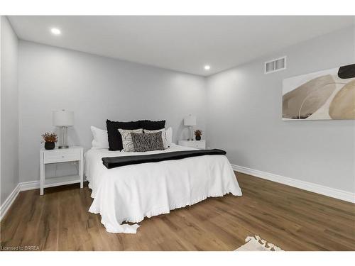275 Granite Hill Road, Cambridge, ON - Indoor Photo Showing Bedroom