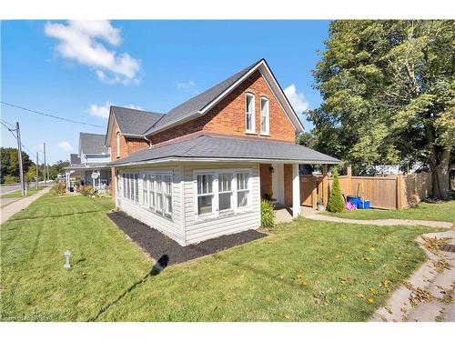79 Washington Street, Waterford, ON - Outdoor