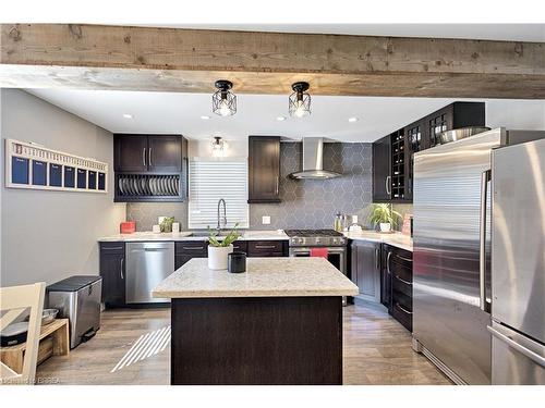 79 Washington Street, Waterford, ON - Indoor Photo Showing Kitchen With Stainless Steel Kitchen With Upgraded Kitchen