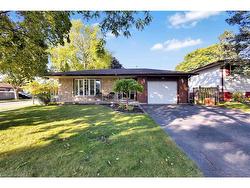 17 Penny Lane  Brantford, ON N3R 5Y5