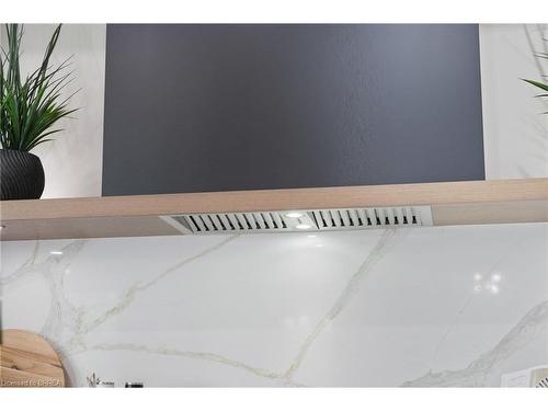 141 Parkside Drive, Brantford, ON - 