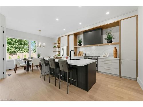 141 Parkside Drive, Brantford, ON - Indoor Photo Showing Other Room