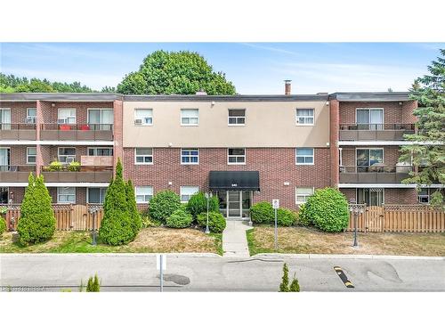 206-640 Grey Street  Brantford, ON N3S 4Y3