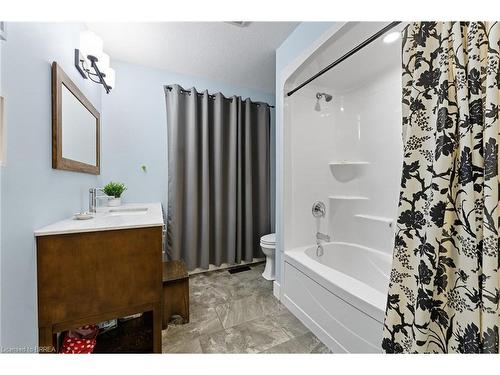 115 Lakeshore Road, Port Burwell, ON - Indoor Photo Showing Bathroom
