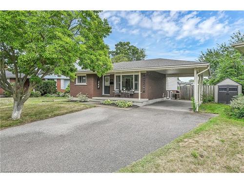 21 Burdock Boulevard, Brantford, ON - Outdoor