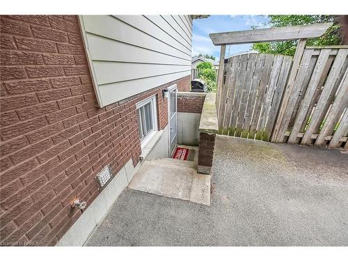 21 Burdock Boulevard, Brantford, ON - Outdoor With Exterior