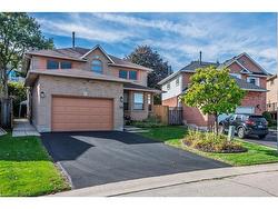 10 Avonbridge Court  Hamilton, ON L8W 3G1