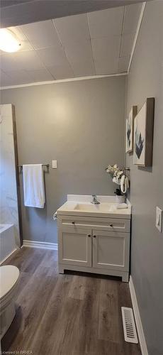 39 Park Avenue, Brantford, ON - Indoor Photo Showing Other Room