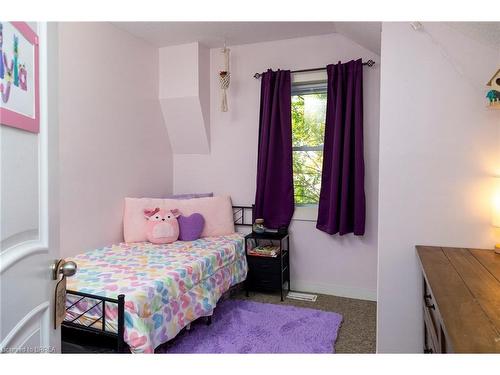 47 Simcoe Street, Scotland, ON - Indoor Photo Showing Bedroom