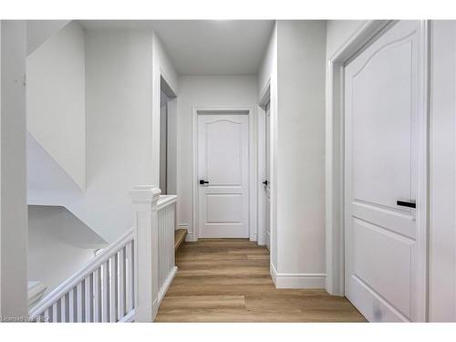 15 Hawarden Avenue, Brantford, ON - Indoor Photo Showing Other Room