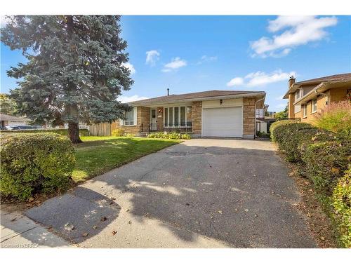 14 Burdock Boulevard, Brantford, ON - Outdoor