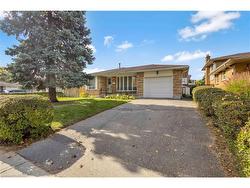14 Burdock Boulevard  Brantford, ON N3R 6B6