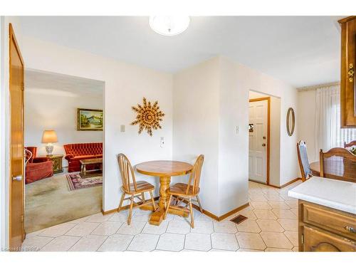 14 Burdock Boulevard, Brantford, ON - Indoor Photo Showing Dining Room