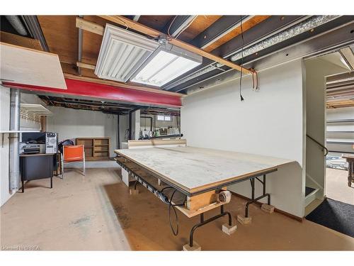 24 River Road, Brantford, ON - Indoor