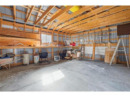 24 River Road, Brantford, ON - Indoor Photo Showing Garage