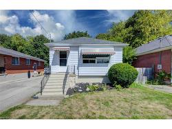 81 Strathcona Avenue  Brantford, ON N3S 1T7