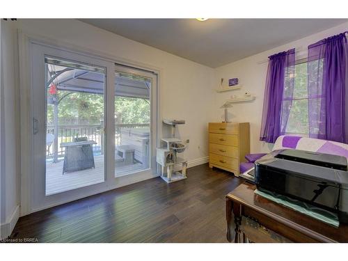 81 Strathcona Avenue, Brantford, ON - Indoor Photo Showing Bedroom