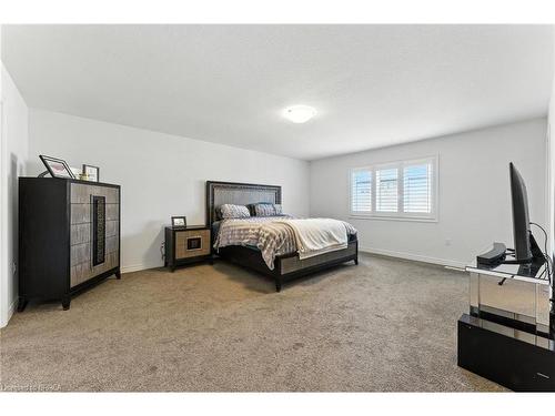 38 Lydia Lane, Paris, ON - Indoor Photo Showing Bedroom