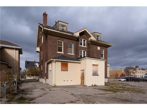 41 Wellington Street, Brantford, ON 