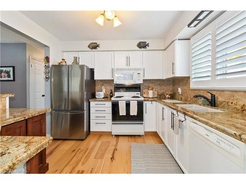 34 Sympatica Crescent, Brantford, ON - Indoor Photo Showing Kitchen With Double Sink