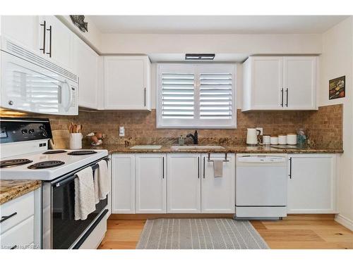 34 Sympatica Crescent, Brantford, ON - Indoor Photo Showing Kitchen