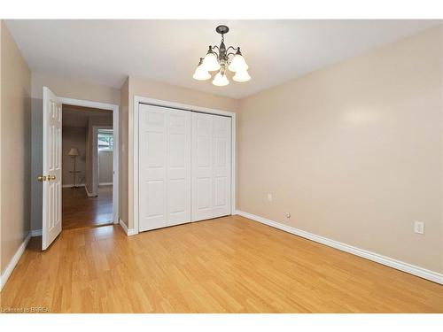 34 Sympatica Crescent, Brantford, ON - Indoor Photo Showing Other Room
