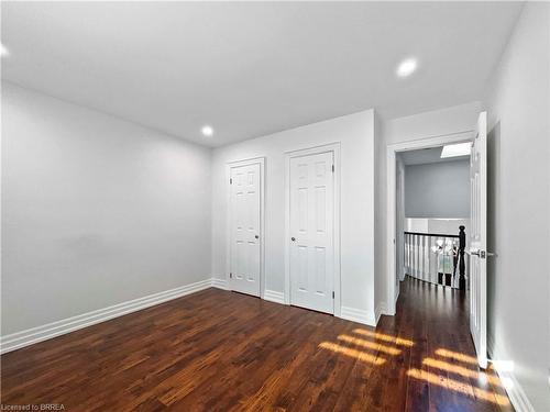 701 Upper Paradise Road, Hamilton, ON - Indoor Photo Showing Other Room