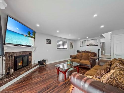 701 Upper Paradise Road, Hamilton, ON - Indoor Photo Showing Living Room With Fireplace