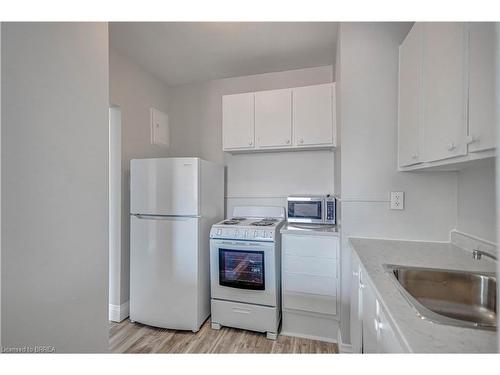 310-57 Mericourt Road, Hamilton, ON - Indoor Photo Showing Other Room