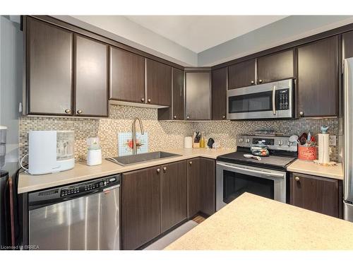 46-20 Mcconkey Crescent, Brantford, ON - Indoor Photo Showing Kitchen With Upgraded Kitchen